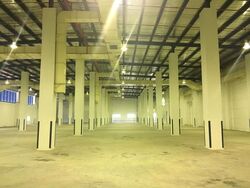 Moreton Logistics Centre (D5), Warehouse #613839251
